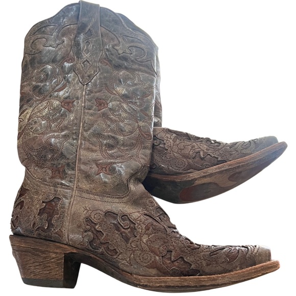 Corral Shoes - Ladies Corral Vintage Cowboy Boots